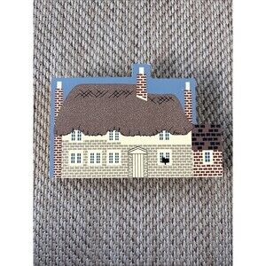 The Cat's Meow Hardy's Cottage Dorchester Dorset Birthplace of Thomas Hardy 1996